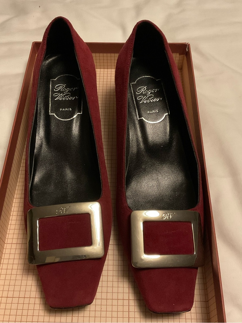 Roger Vivier Burgundy Suede belle pump Square-Toe with Signature silver Buckle